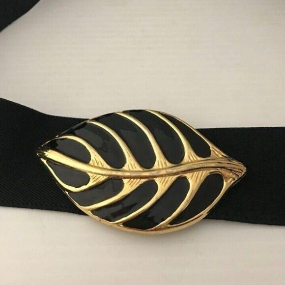 #3176 Womens black stretch belt with gold leaf vintage Daylor USA 38 in length - Picture 5 of 9